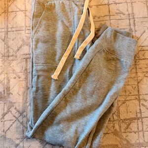 Women’s Gap Joggers Never Worn